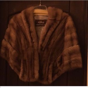 Vintage mink stole from. 1920 perfect condition